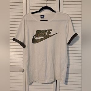 Nike Camo Logo Tee – White – Size L – Made in Turkey
